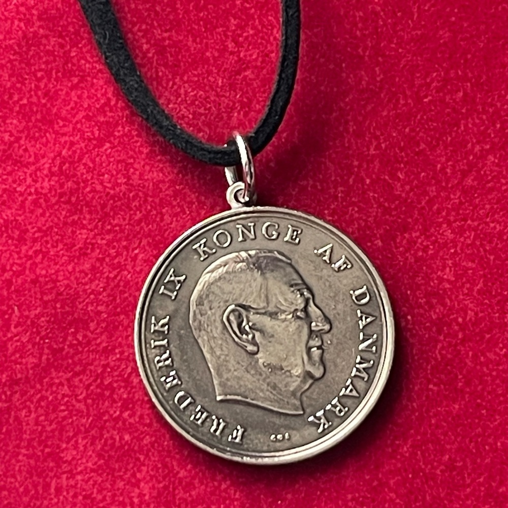 Danmark Coin Pendant Necklace